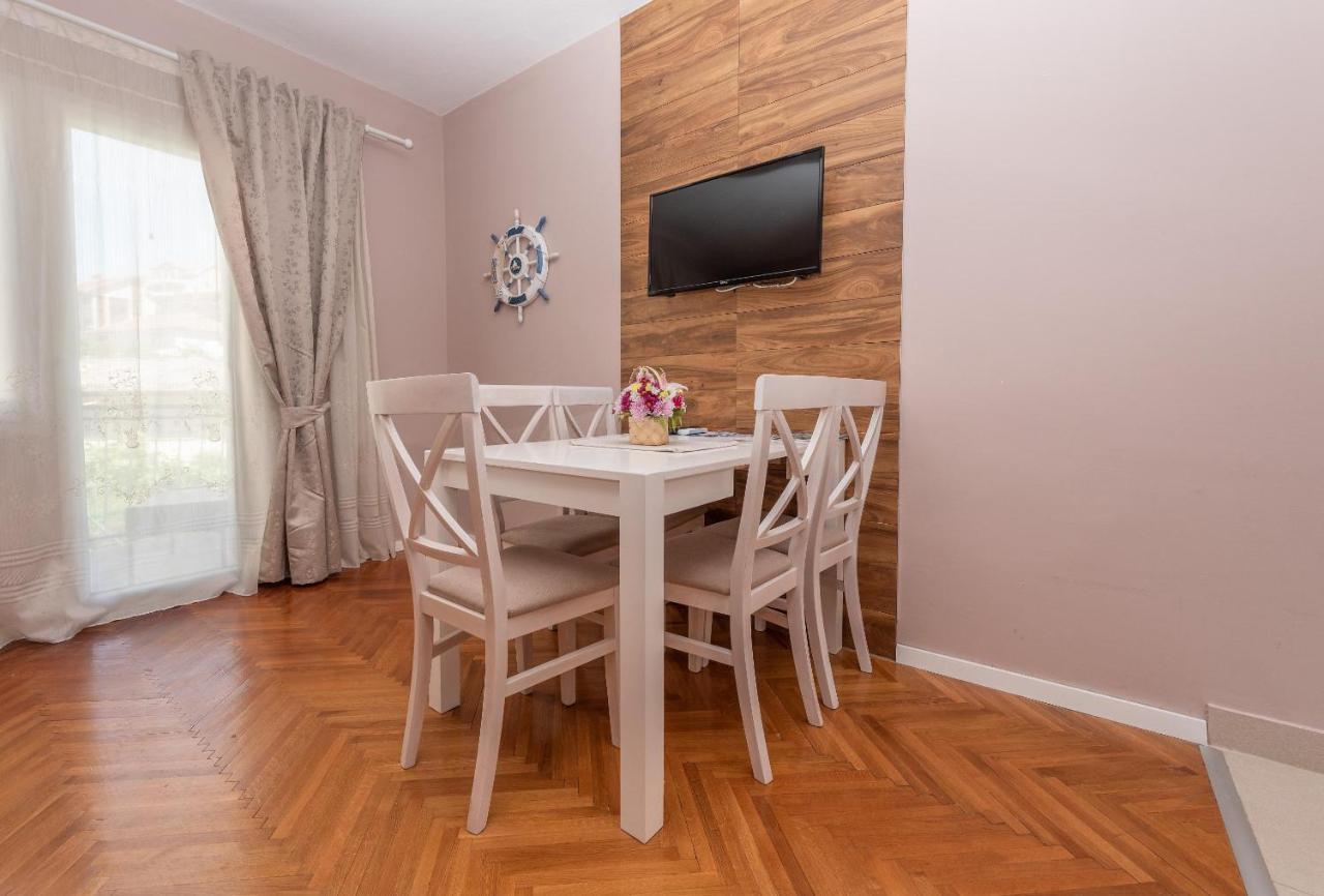 Ioannis Apartments Тиват Экстерьер фото