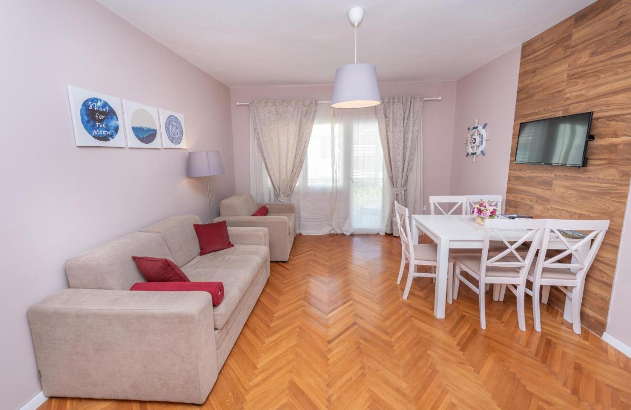 Ioannis Apartments Тиват Экстерьер фото